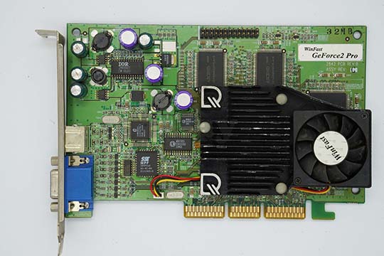 丽台Winfast GeForce2 Pro 32MB显示卡（nVIDIA GeForce 2 GTS Pro芯片）